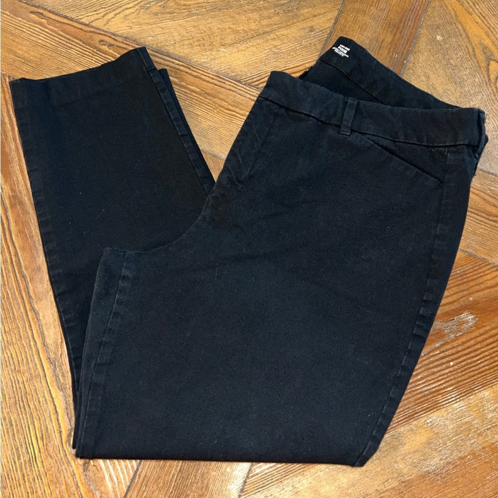 Old Navy Black Pixie High-Rise Pants- size 18